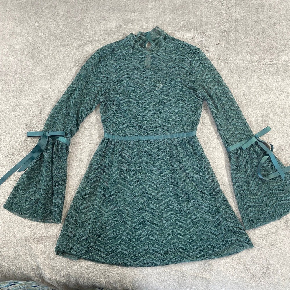 En Creme Dress Womens S Green Chevron Lace Bell Sleeve Bow Mini Romantic Boho